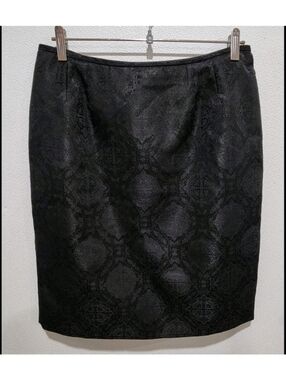 Le Suit Petite Pencil Skirt Size 12P Black Lined Back Zip Goth Witchy